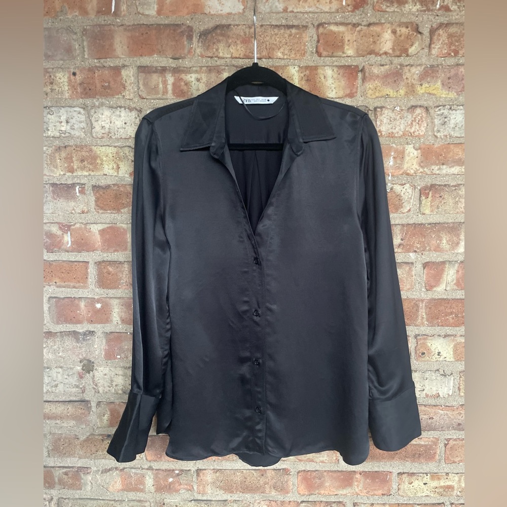 Zara Satin Effect Split Neck Buttoned Blouse - image 2